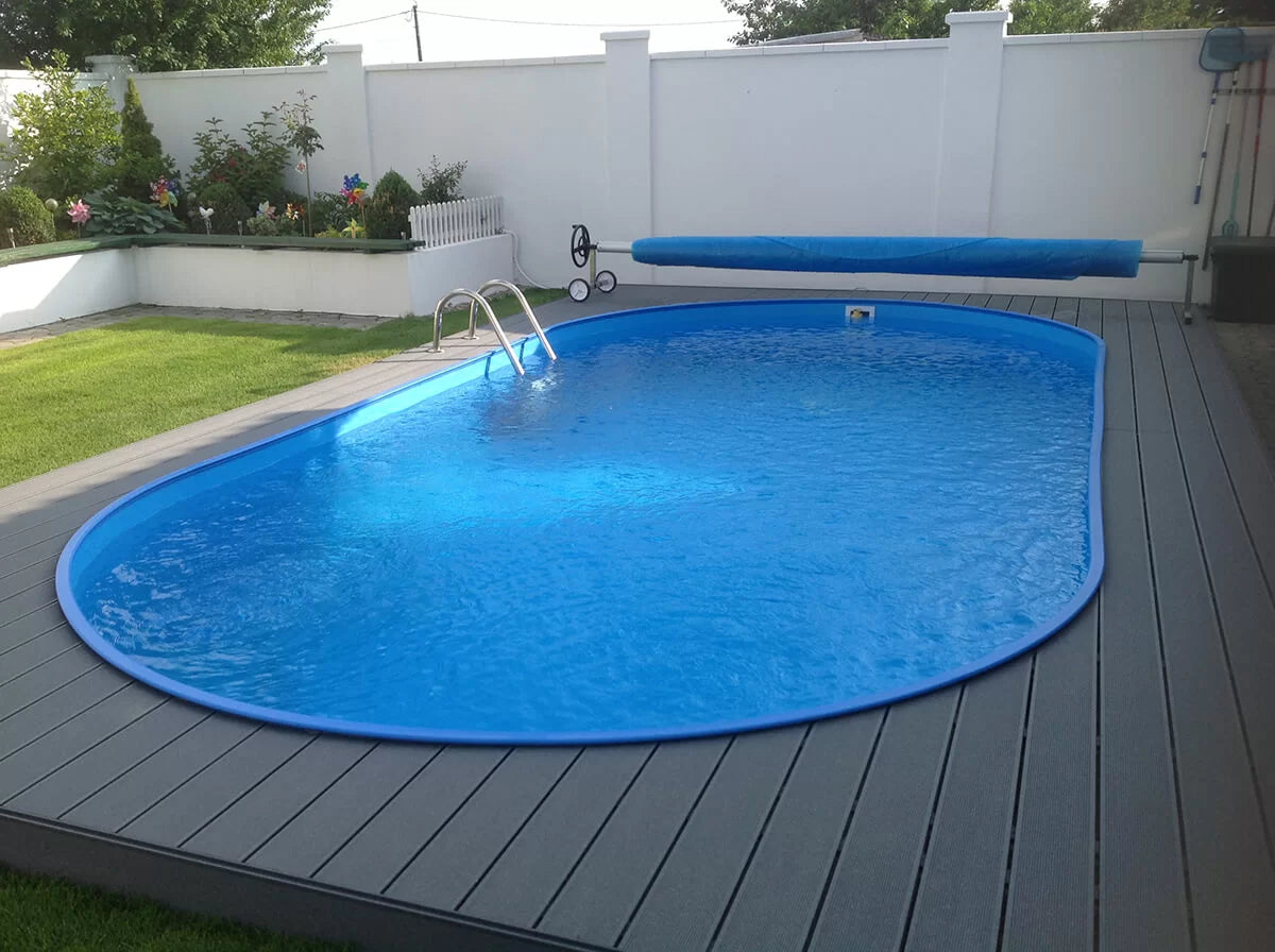 Piscină cu structură metalică și pompă de căldură