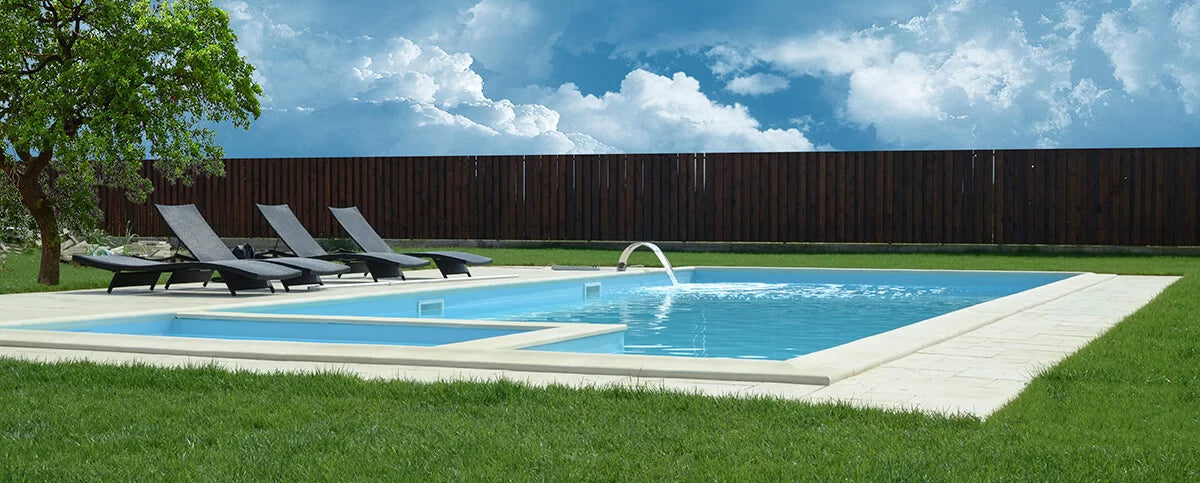 Piscină familială cu bazin pentru copii
